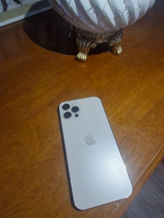 Iphone 12 pro Gold