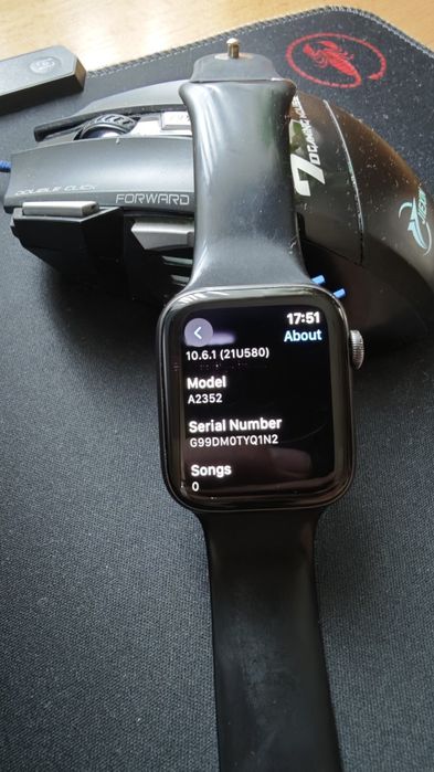 Apple Iwatch SE 32gb