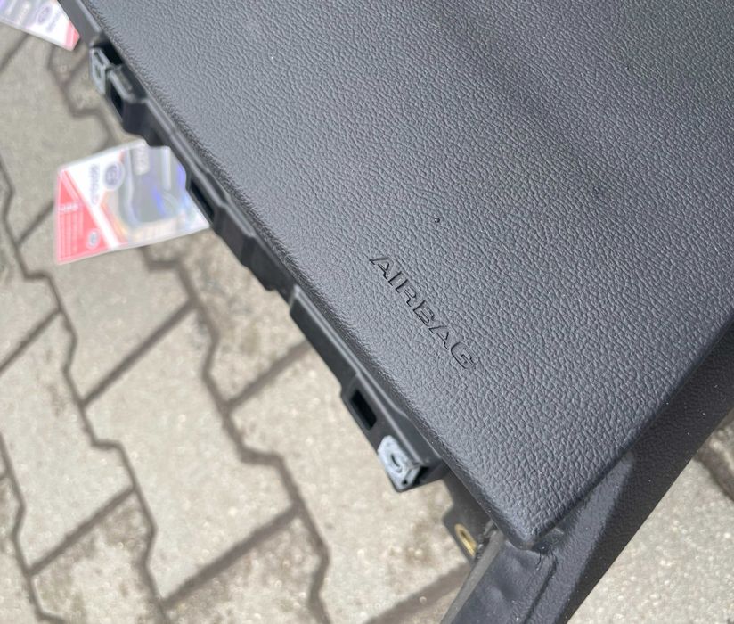 Audi A3 8Y - plansa de bord - kit airbag - set centuri de siguranta