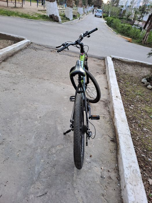 Велосопит сотилади холати зур.