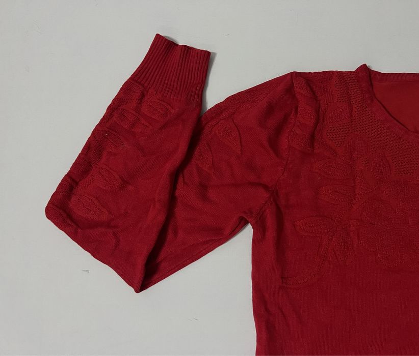 Кофта Б/У в отличном состоянии, размер S