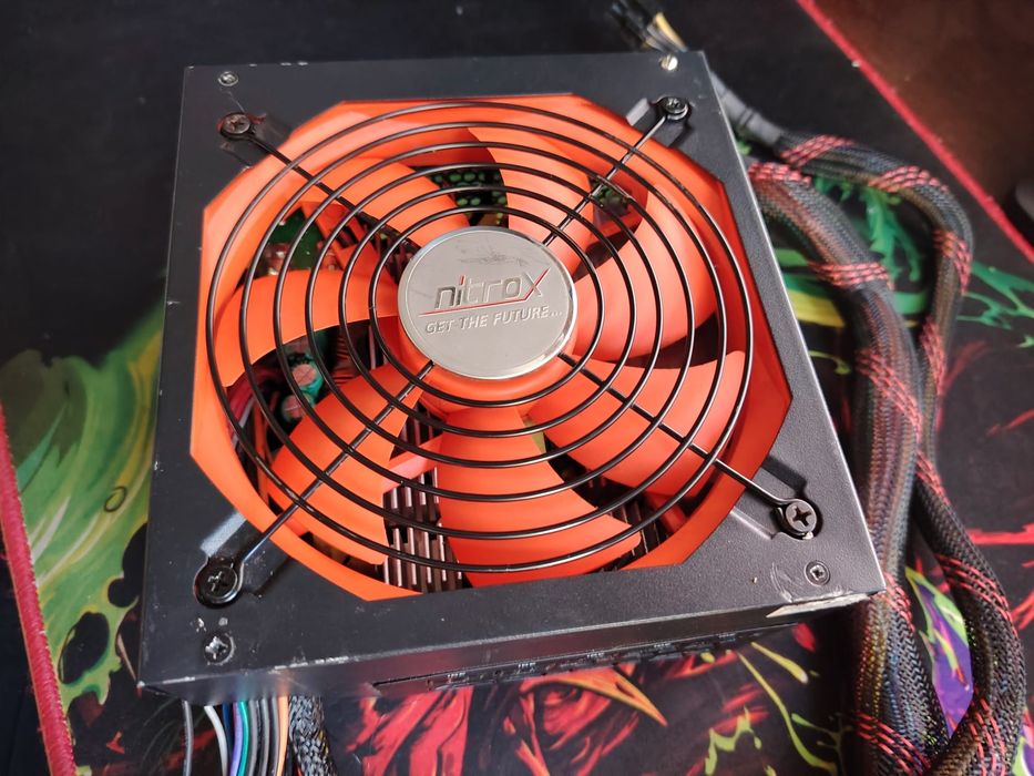 Sursa 900w inter tech