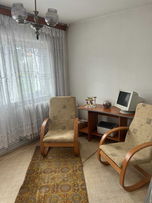 Apartament 4 camere Drăgășani