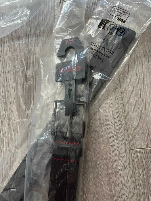 Новый мужской ремень Hugo Boss кожа 95см