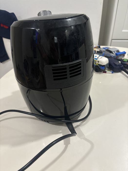 Fripteuza cu aer cald