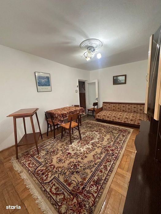 De vanzare apartament cu 4 camere,2 bai și 2 balcoane,etaj intermediar