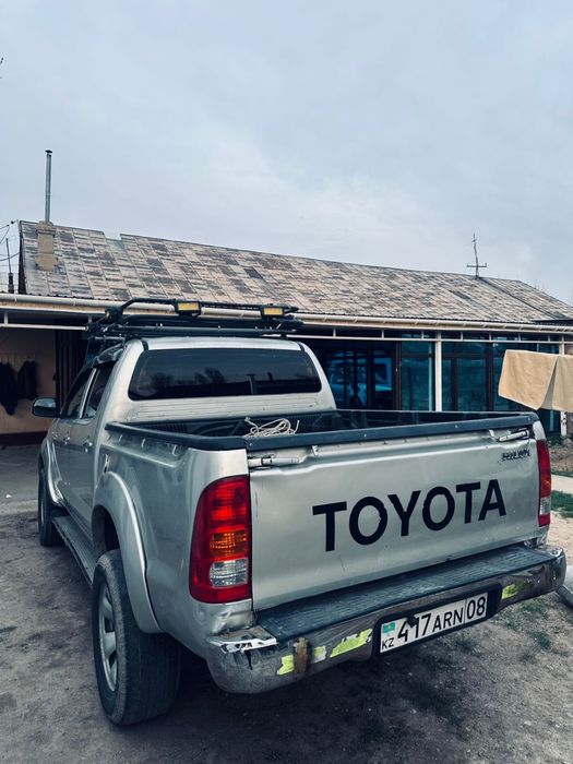 Пикап хайлюкс 2007