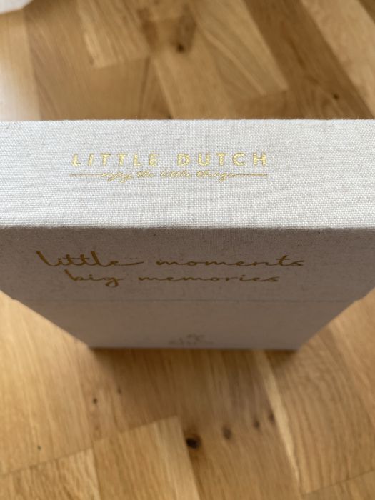 Карти за отброяване на месечинки на бебе на Little Dutch