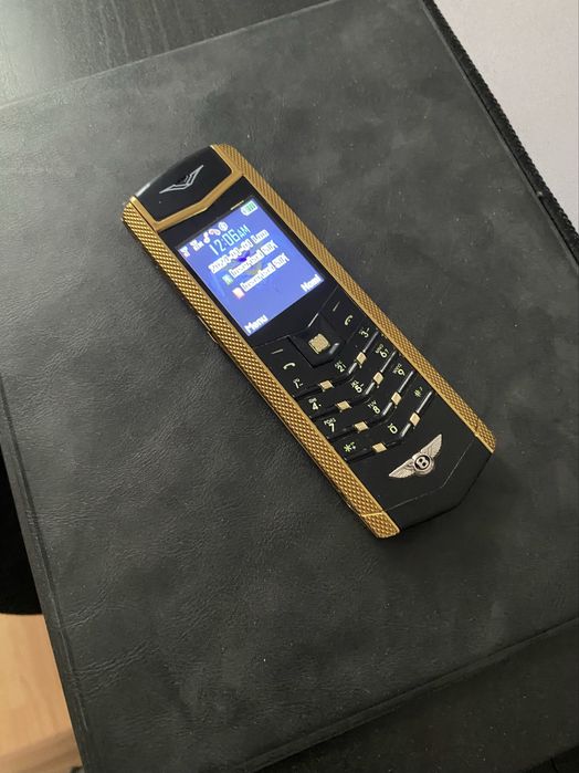 Telefon Vertu Signature Bentley