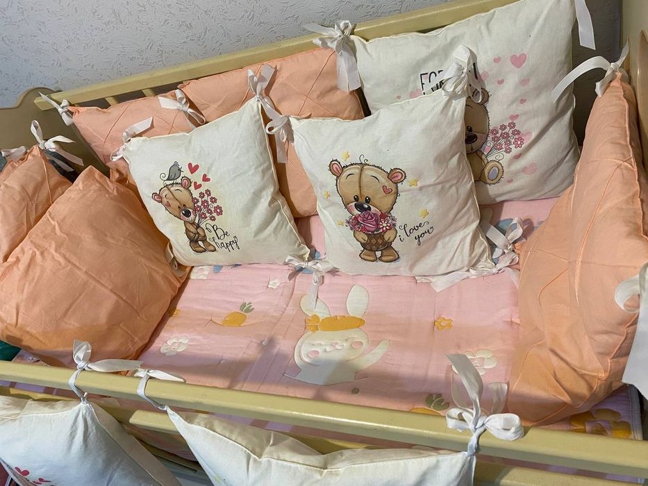 Продам детскую кроватку