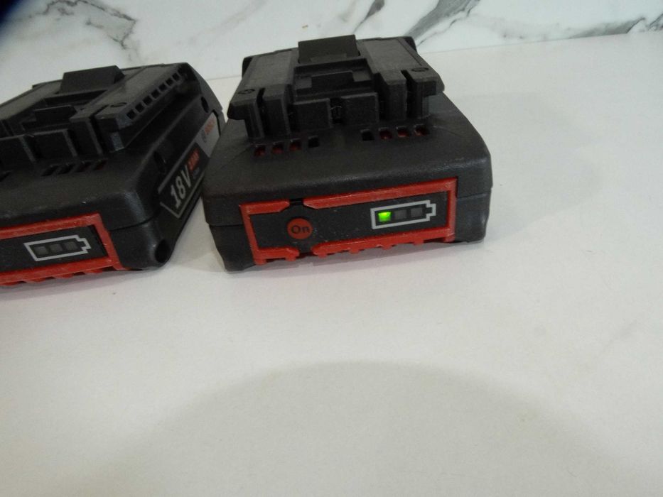 НОВО - Bosch 18 V / 2.0 Ah - Компактна батерия