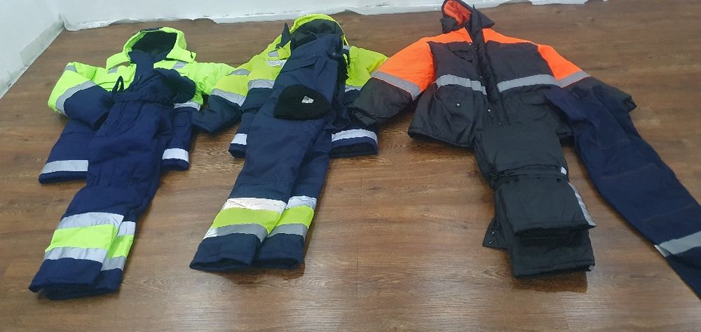 Спец одежда  продаётся