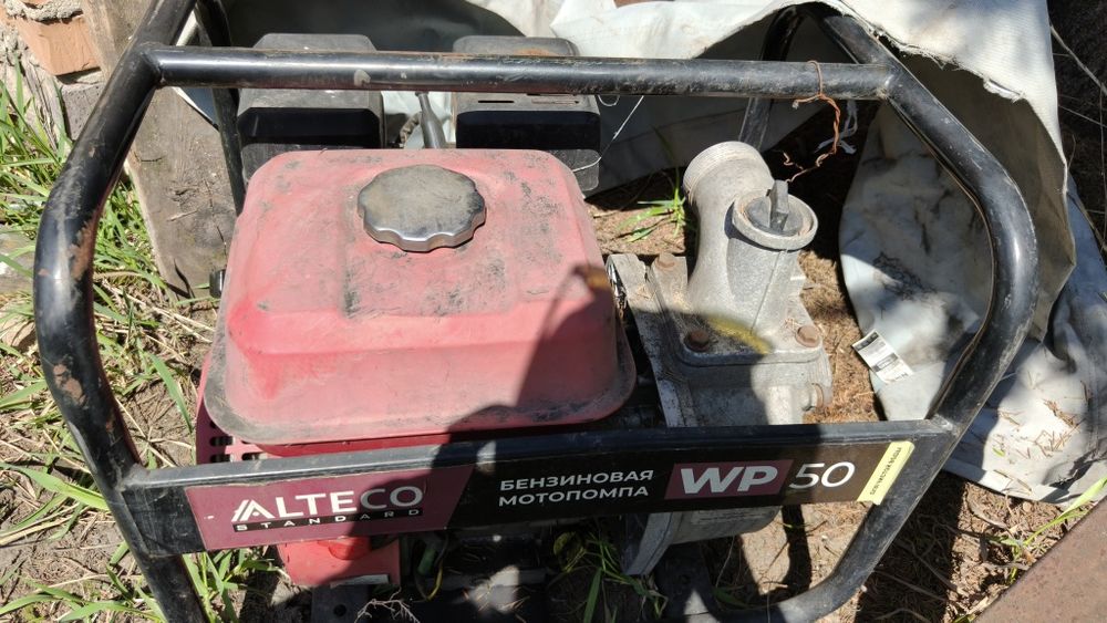 Мотопомпа бензиновая