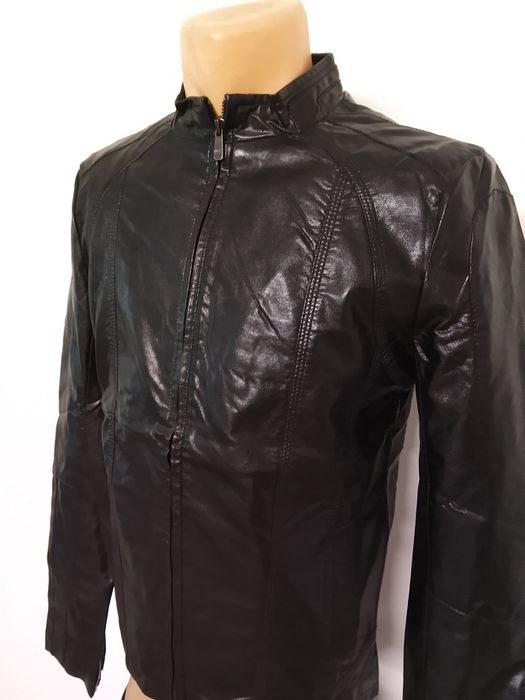 Куртки кожзам 17 штук