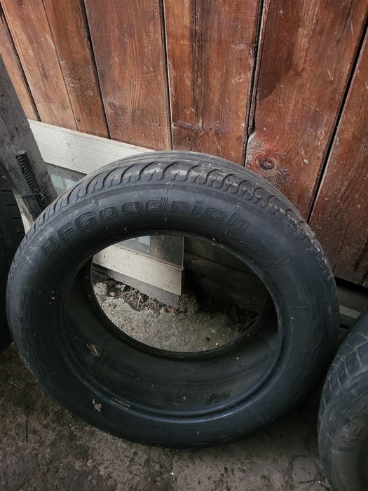 Cauciucuri de vânzare