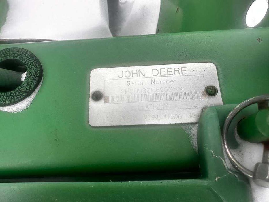 Жатка John Deere 930F