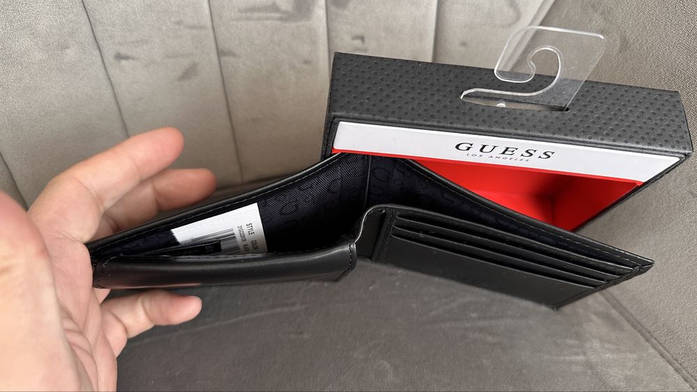 Portofel Guess, nou, cu eticheta