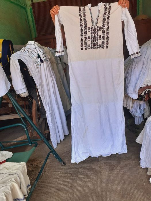 Costume crașovene