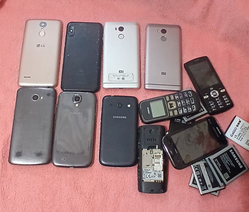 Телефоны  на запчасти