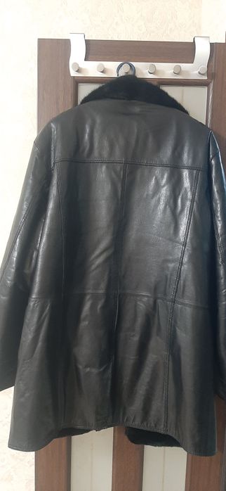 Продается куртка или дубленка 35000тг