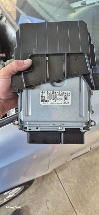 Мерцедес w211 е класа 3.2 на части