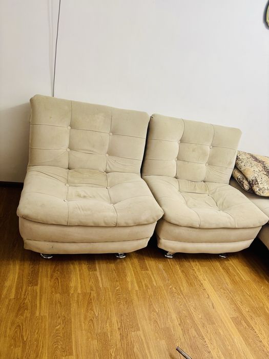 Кресло 2 шт 5000 тнг Диван