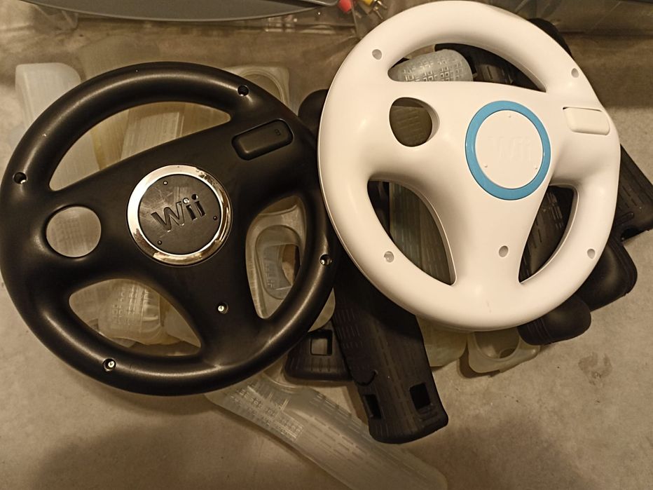 Volan plastic Alb, Nintendo Kart, original, stare perfecta.