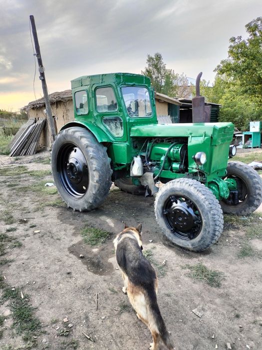 Трактор т 40 на ходу