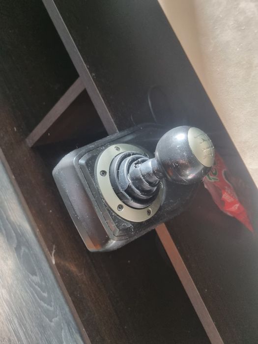 Vând volan gaming  funcționează