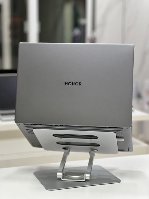 Honor MagicBook X16 | Ryzen 7 8845HS