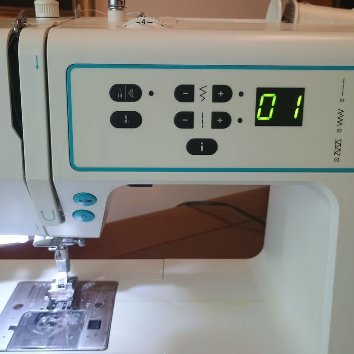 Mașină de cusut Pfaff Smarter 260C