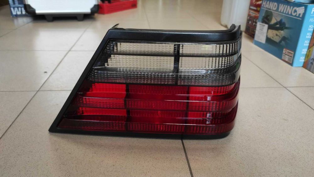 Опушени стопове за Мерцедес W124