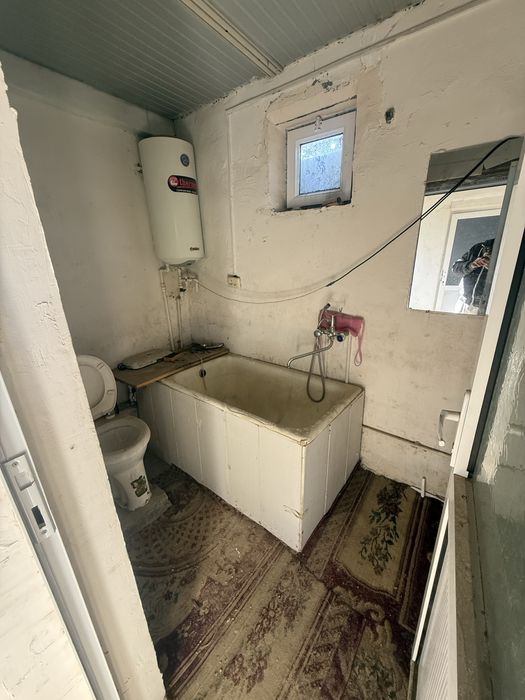 Продаю участок 2 сотки.куйлюк базар ориентир.8*23 участок ровный