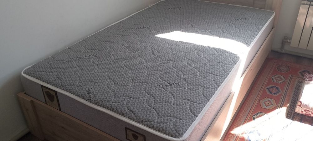 Ортопедический матрас Avero