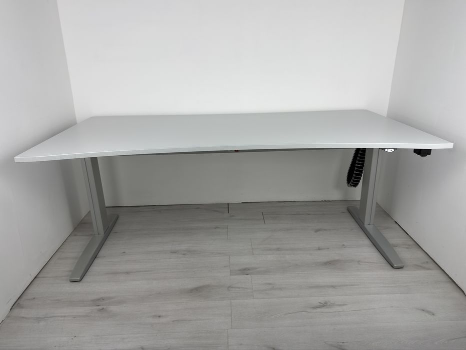 Бюро електрическо рагулиране за дома и офиса обзавеждане