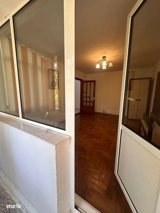 De vanzare apartament cu 2 camere si balcon, 50mp, Pret 44900euro