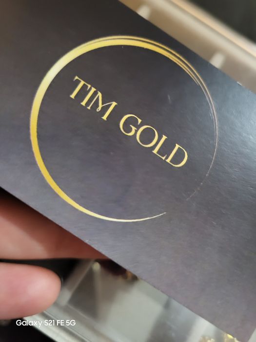 Златна висулка с перла