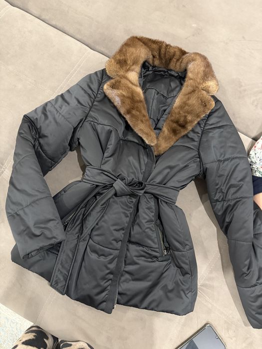 Продам зимний пуховик