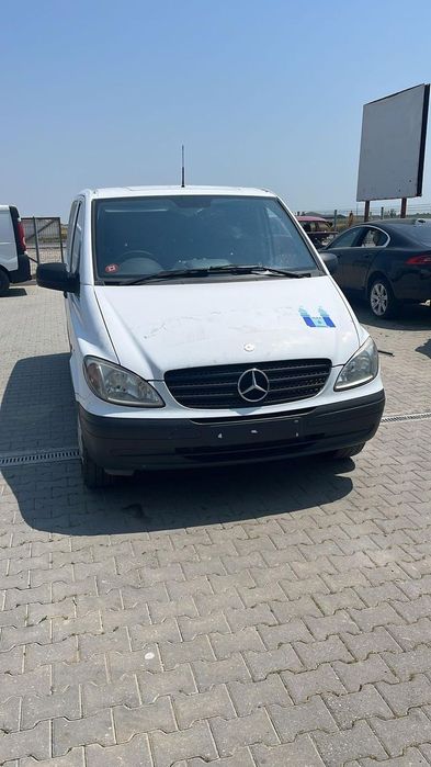 Dezmembram Mercedes-Benz Vito 2.2 diesel din 2008
