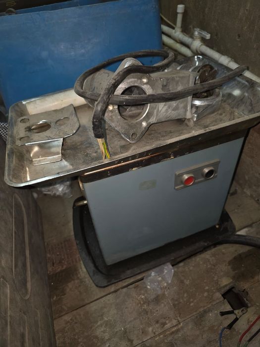 Мясорубка электрическая