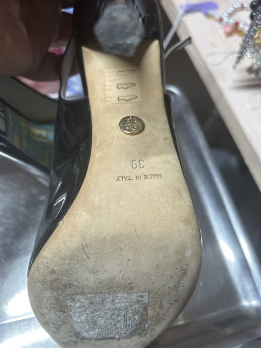 Продам босоножки из италий
