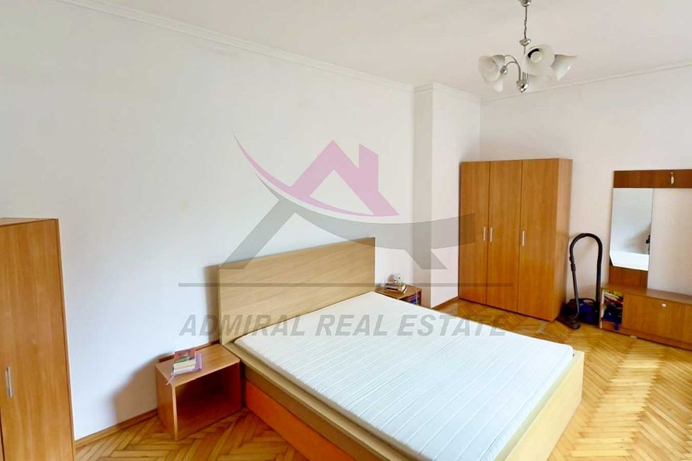 Дава се под наем Двустаен апартамент в Варна, Център - 62 кв.м за 425 € - Снимка #2