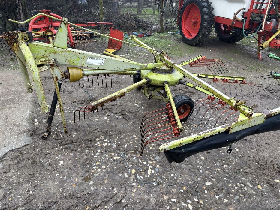 Grebla de adunat fan tip Păianjen