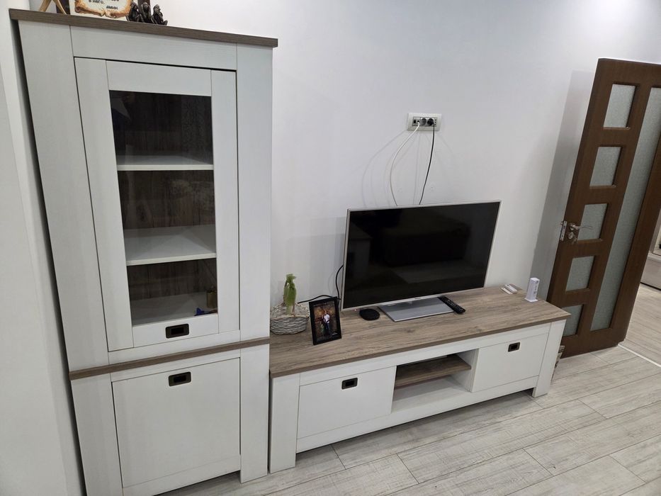 Кухня  и Обзавеждане