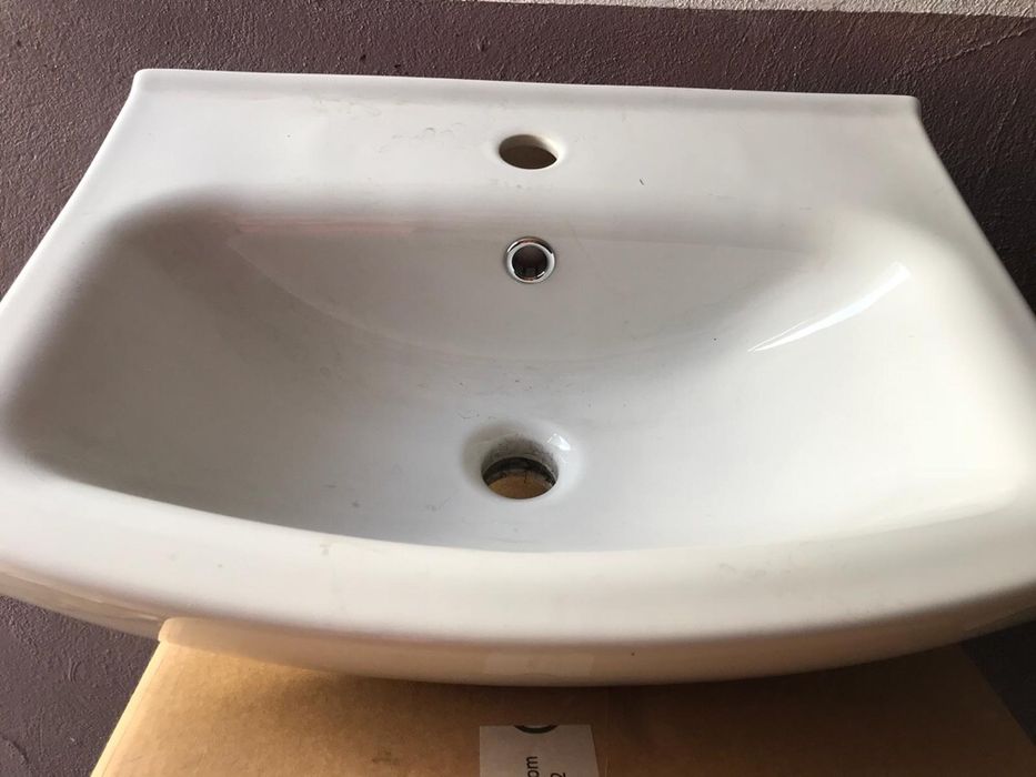 Vand cada,cadite si chiuvete noi calitate f buna