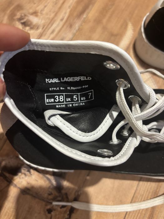 Lagerfeld високи кецове