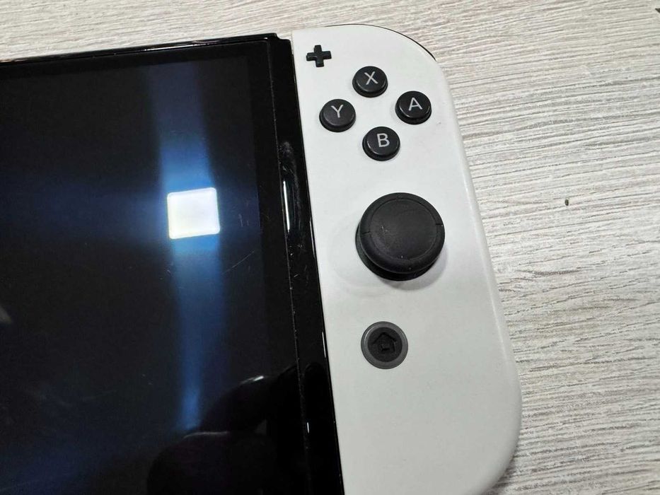 Nintendo Switch OLED Model