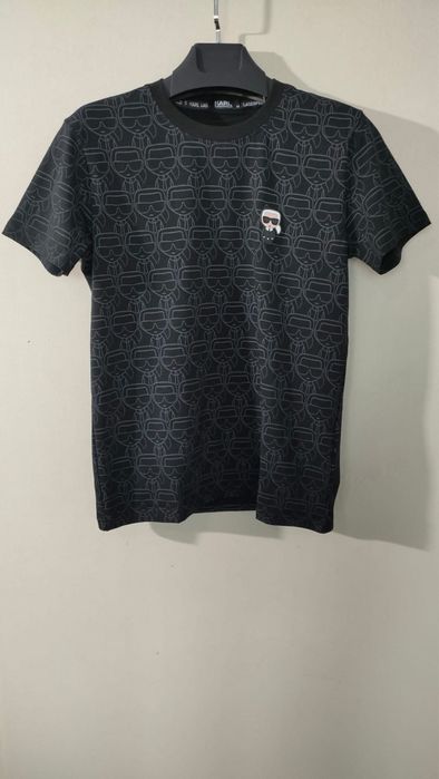 Moncler зимно яке мъжки тениски