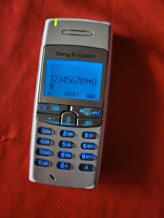 Sony Ericsson t105( decodat, lb română)