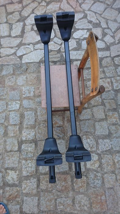 Продавам напречни греди THULE